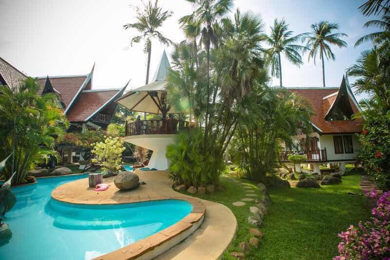 Coco Palace Resort Nai Harn Zewnętrze zdjęcie