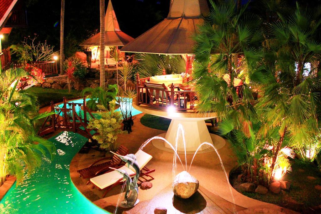 Coco Palace Resort Nai Harn Zewnętrze zdjęcie